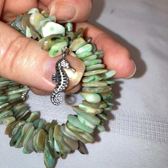 Shells Bracelet ❤️ - Picture 2 of 5